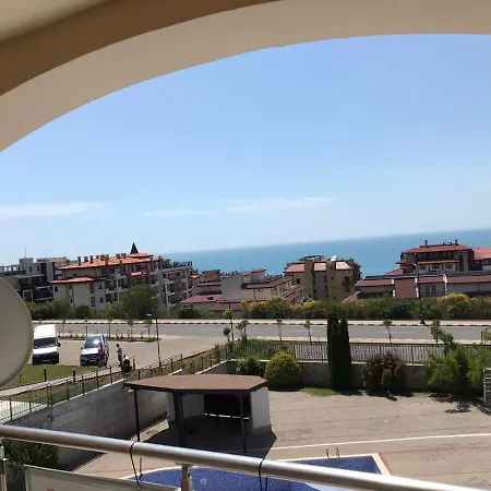 комплекс ивет Aparthotel 4*